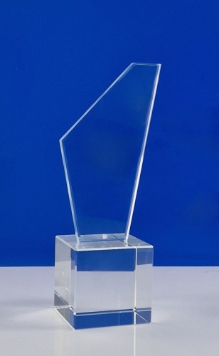 szklana-statuetka-skrzydlo-grawer-3d-trofeum-biznesowe.jpg